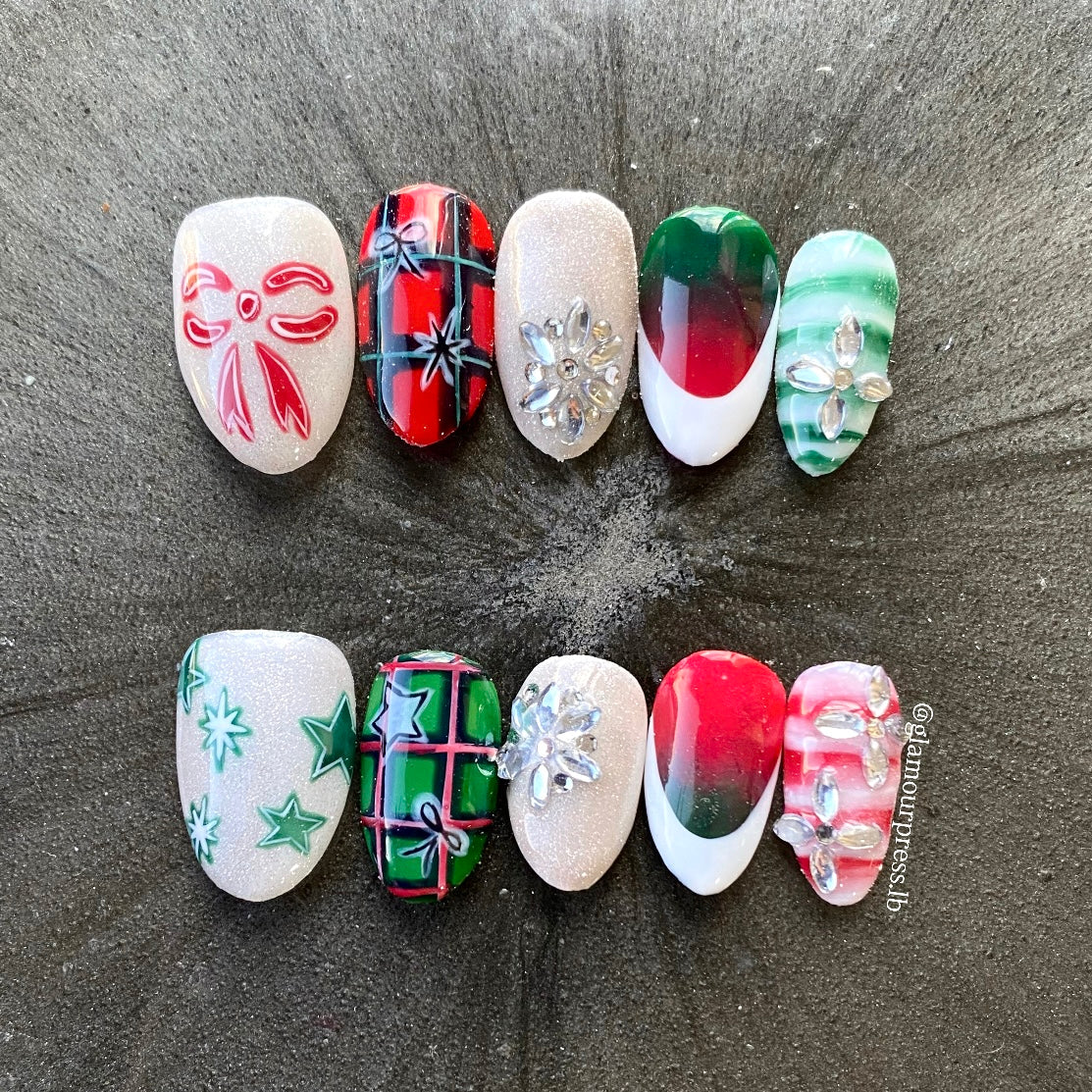 Merry & Bright!🎀🎄❄️❤️